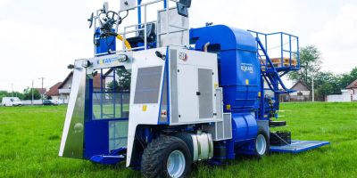 Самоходный ягодоуборочный комплекс KOKAN 600T