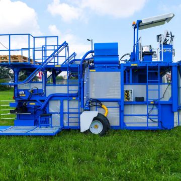 Самоходный ягодоуборочный комплекс KOKAN 600T